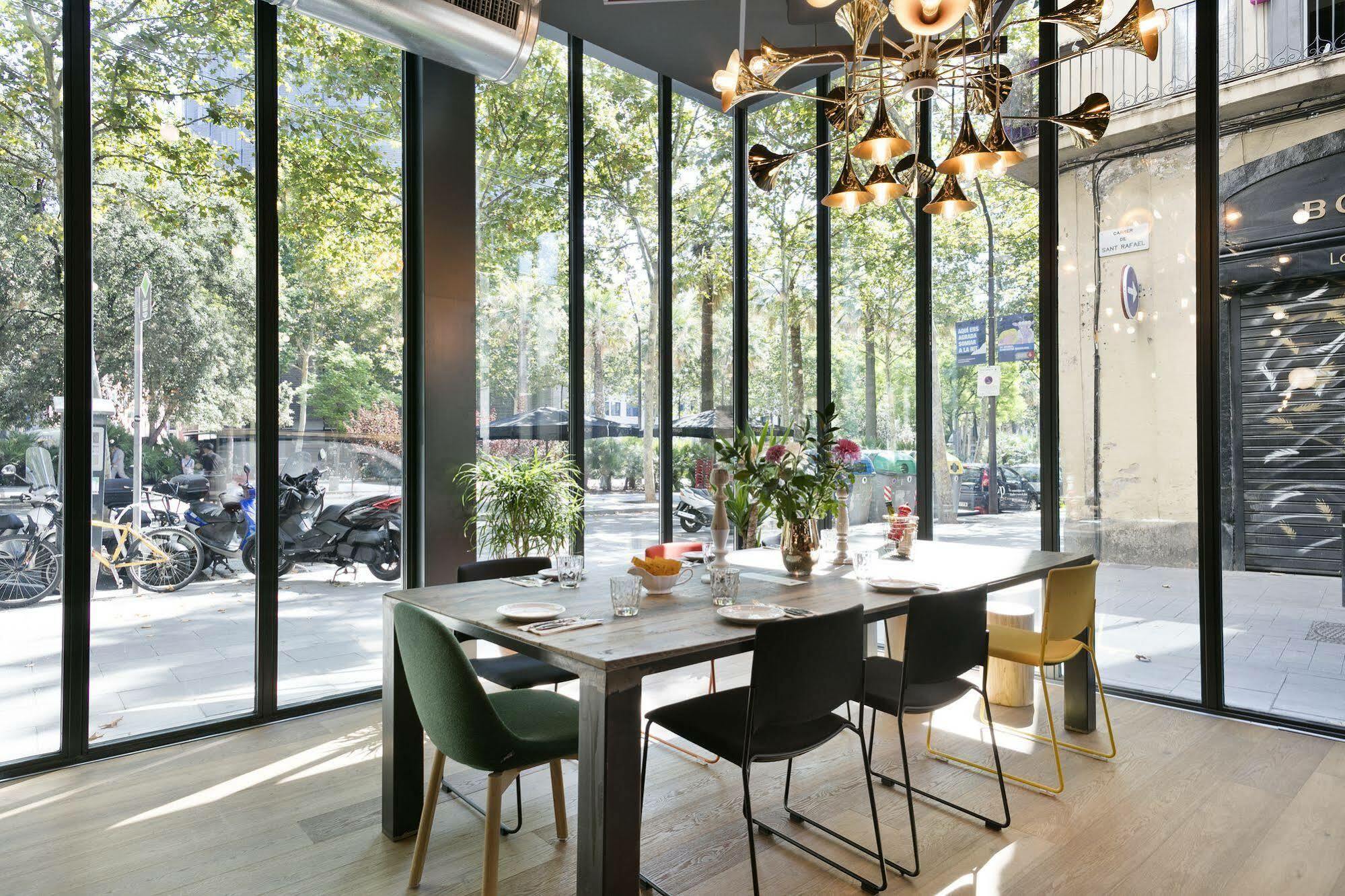 Niu Barcelona Hotel Bagian luar foto